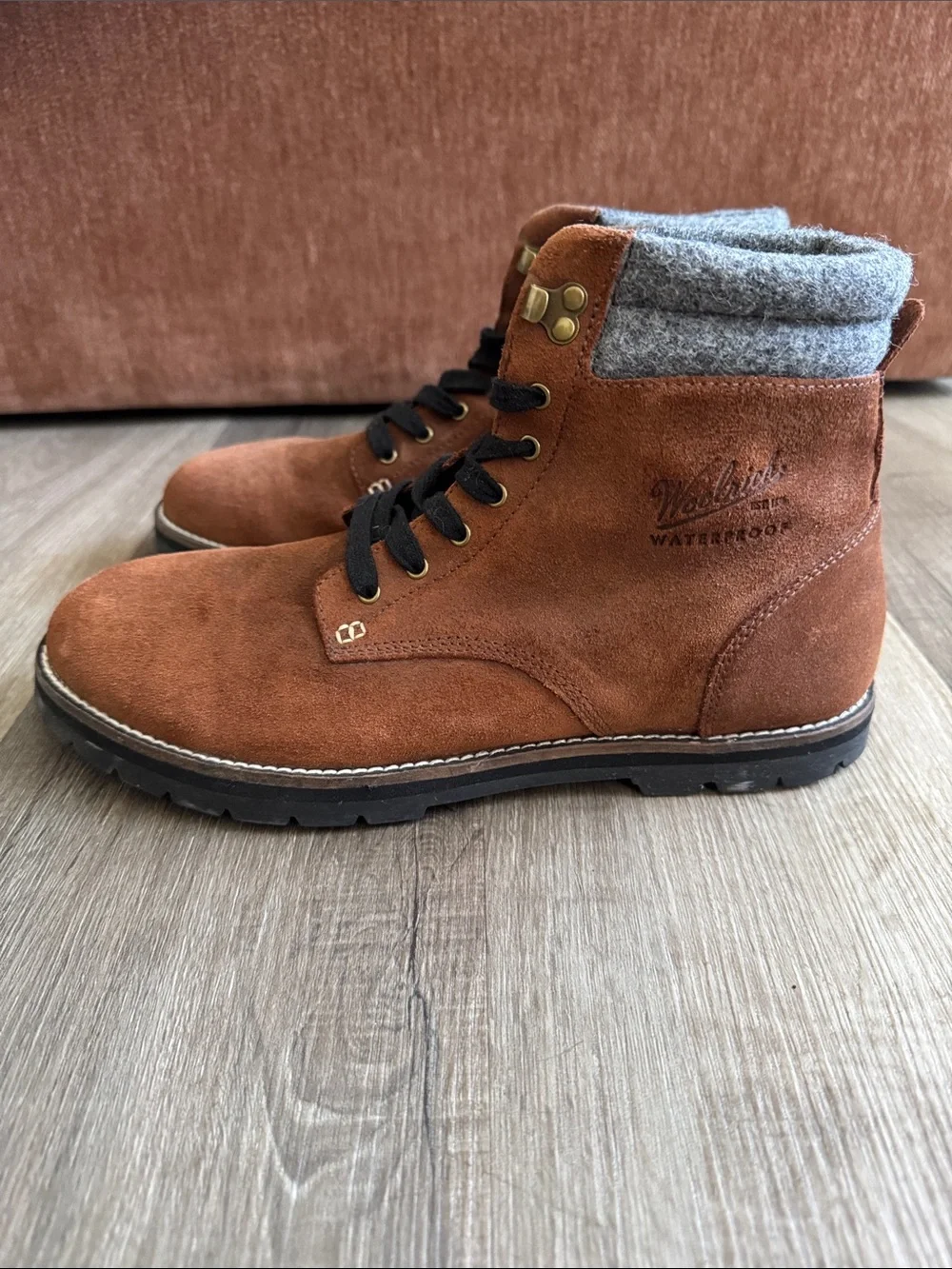 Woolrich Men's Rust Brown Suede Ankle Boots with Gray Collar